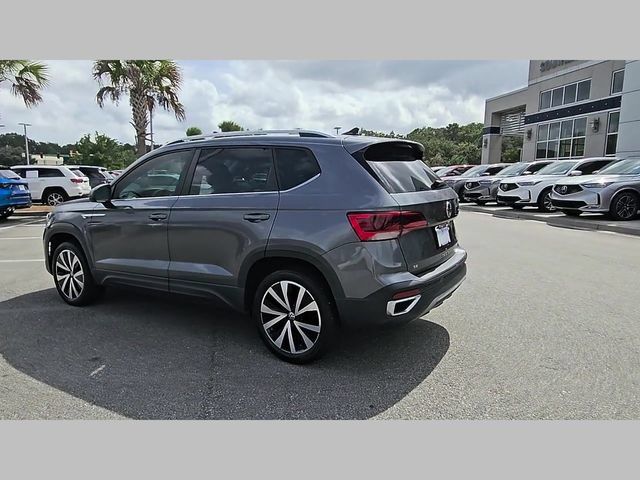 Used 2023 Volkswagen Taos SE w/ Panoramic Sunroof Package FWD image 18