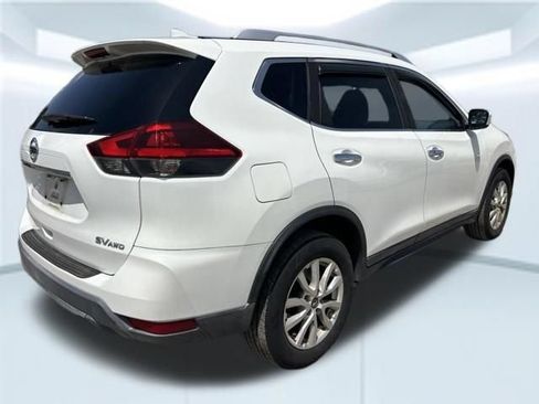 Used 2018 Nissan Rogue SV AWD/4WD image 6