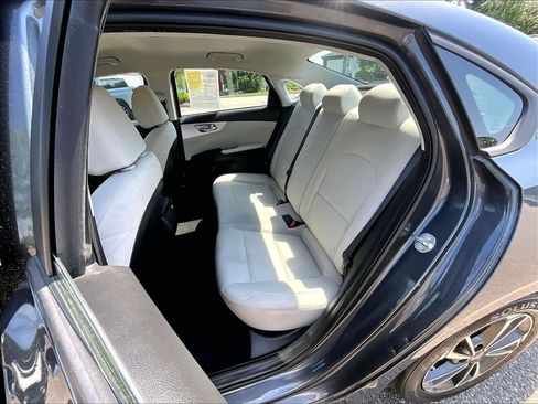 Used 2023 Kia Forte LXS w/ LXS Technology Package FWD image 15