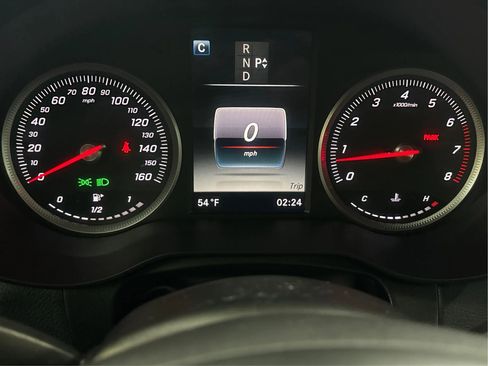 Used 2019 Mercedes-Benz GLC 300 4MATIC Coupe image 23