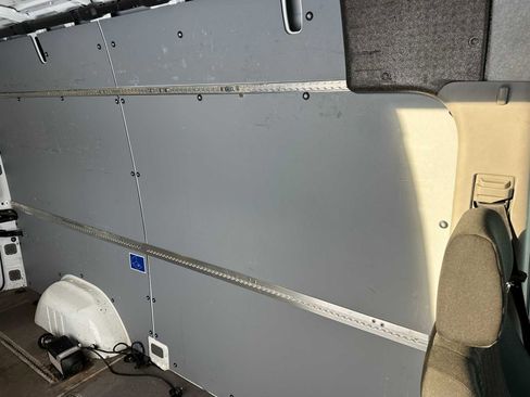 Used 2016 Freightliner Sprinter 2500 image 14