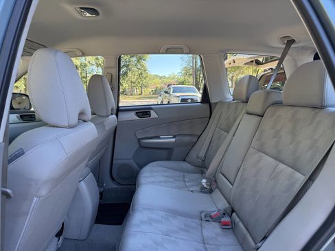 Used 2010 Subaru Forester 2.5X image 22