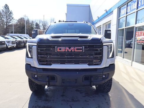 New 2026 GMC Sierra 2500 AT4X image 5