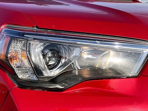 Used 2023 Toyota 4Runner TRD Sport AWD/4WD image 39