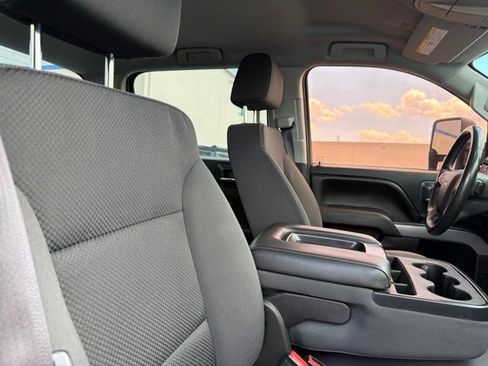 Used 2016 Chevrolet Silverado 2500 LT w/ Midnight Edition AWD/4WD image 26