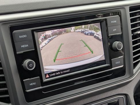 Certified 2023 Volkswagen Atlas SE FWD image 18
