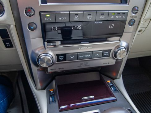 Used 2019 Lexus GX 460 Luxury image 18