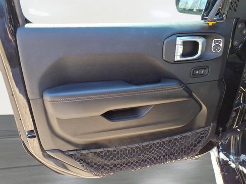Used 2021 Jeep Gladiator Mojave image 18