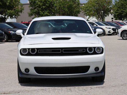 Used 2022 Dodge Challenger GT AWD/4WD image 5