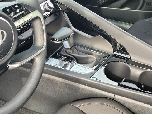 New 2026 Hyundai Elantra Blue image 21