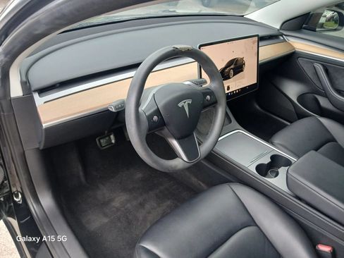 Used 2023 Tesla Model 3 Standard Range RWD image 7