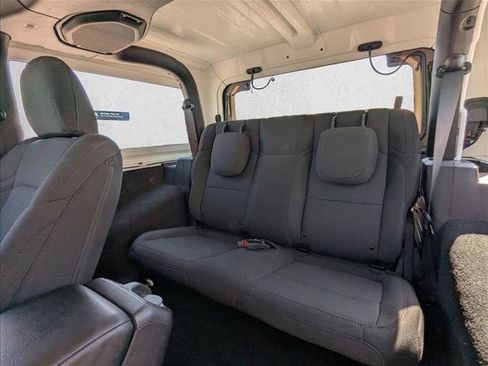 Used 2022 Jeep Wrangler Sport AWD/4WD image 18