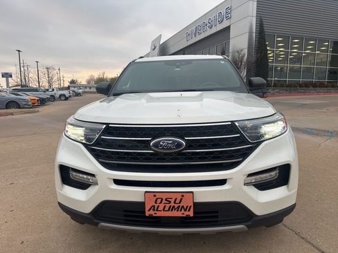 Used 2020 Ford Explorer XLT w/ Equipment Group 202A image 8