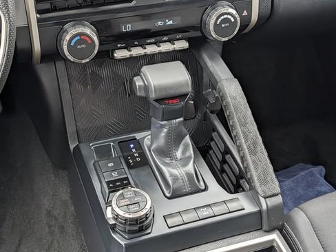 Used 2026 Toyota Tacoma TRD Off-Road AWD/4WD image 14