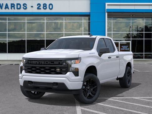 New 2026 Chevrolet Silverado 1500 Custom RWD image 6