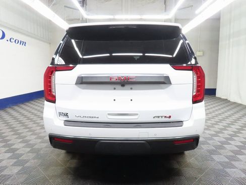 Used 2024 GMC Yukon AT4 image 29