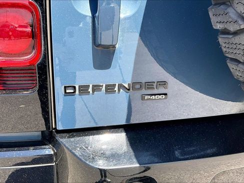 Used 2023 Land Rover Defender 110 X-Dynamic SE AWD/4WD image 32