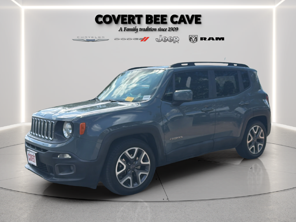Used 2018 Jeep Renegade Latitude w/ UConnect 8.4 Nav Group FWD image 5