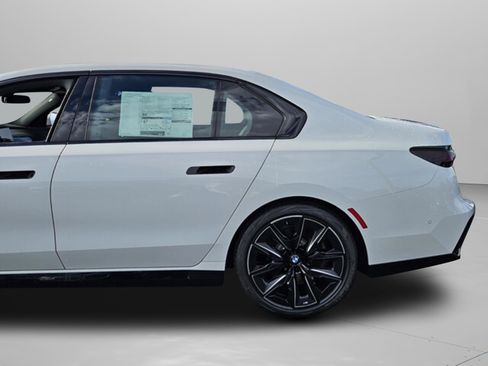 New 2026 BMW i7 eDrive50 w/ M Sport Package image 37
