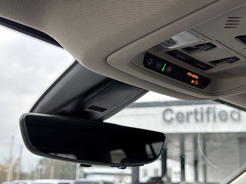 Used 2023 GMC Acadia Denali w/ Black Diamond Edition image 27