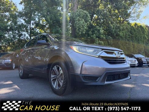 Used 2017 Honda CR-V LX image 11