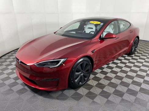 Used 2025 Tesla Model S Plaid AWD/4WD image 14