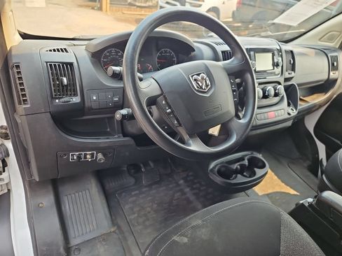 Used 2018 RAM ProMaster 2500 w/ Premium Appearance Group FWD image 13