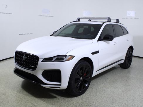 New 2025 Jaguar F-PACE R-Dynamic S image 4
