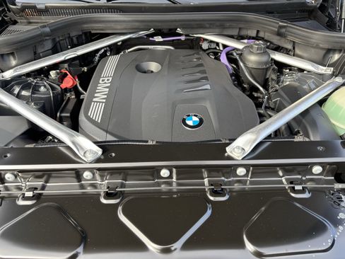 Used 2026 BMW X5 sDrive40i w/ M Sport Package image 36