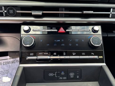 Certified 2025 Hyundai Santa Fe XRT AWD/4WD image 18