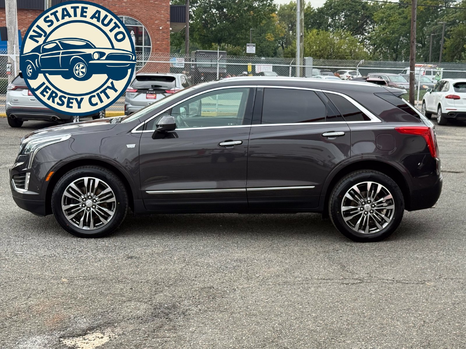 Used 2018 Cadillac XT5 Premium Luxury w/ Driver Assist Package AWD/4WD image 12