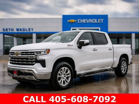 Used 2022 Chevrolet Silverado 1500 LTZ w/ LTZ Premium Package AWD/4WD image 3