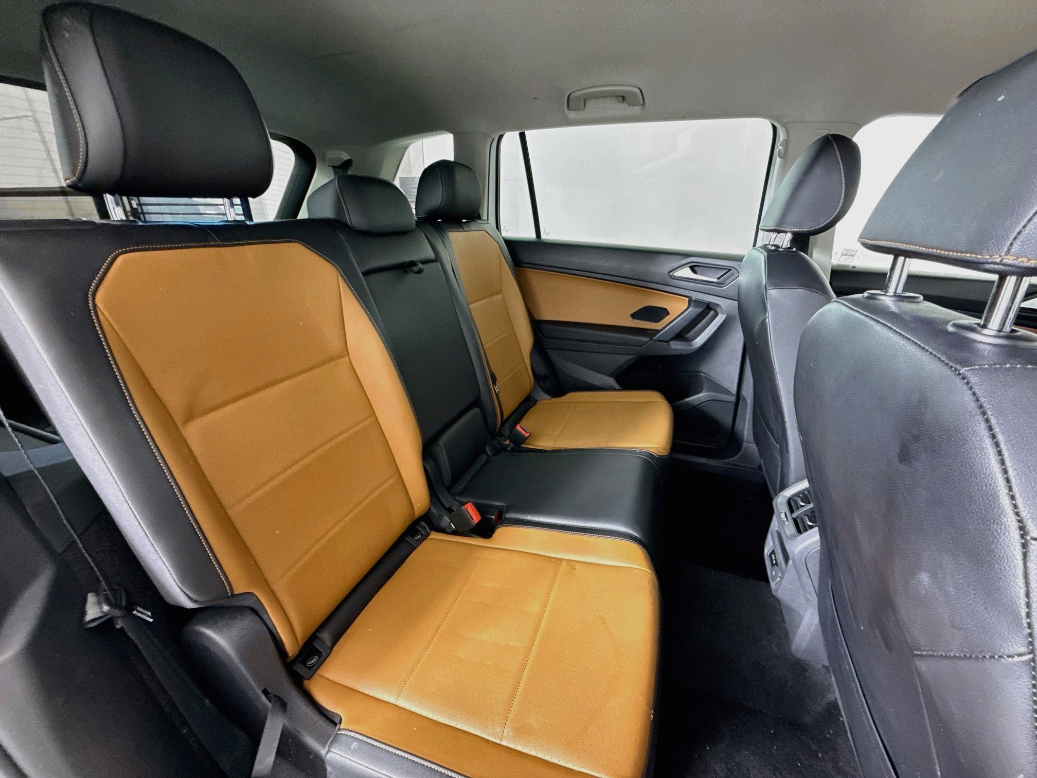 Used 2019 Volkswagen Tiguan SE FWD image 24