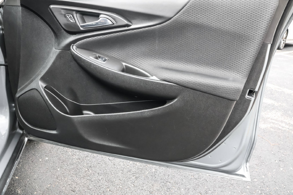 Used 2023 Chevrolet Malibu LT FWD image 39