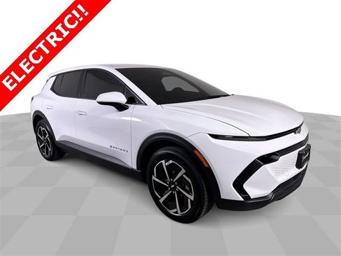 Used 2025 Chevrolet Equinox EV LT image 2