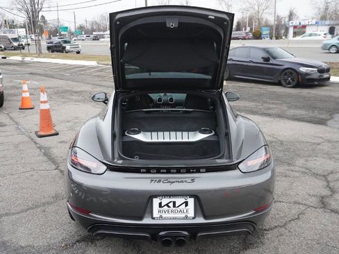 Used 2019 Porsche 718 Cayman RWD image 19
