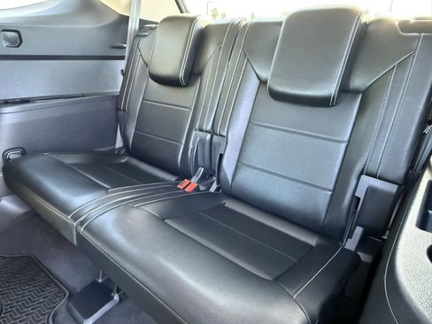 Used 2021 Volkswagen Atlas SE w/ Towing Package image 24