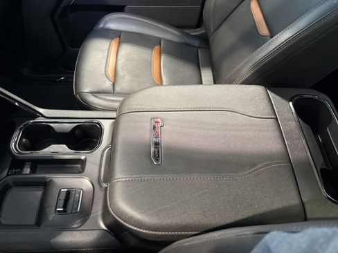 Used 2025 GMC Sierra 3500 AT4 w/ AT4 Premium Plus Package image 26