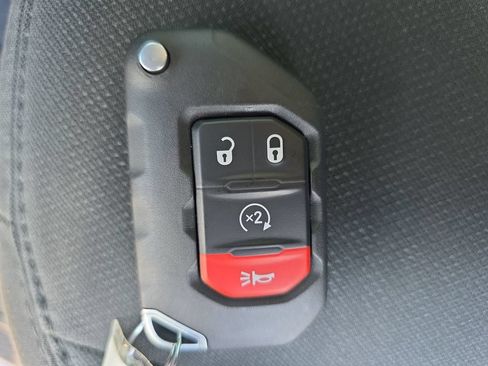 Used 2020 Jeep Gladiator Sport w/ Quick Order Package 24S AWD/4WD image 34