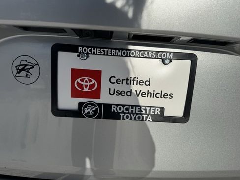 Certified 2024 Toyota Sienna XLE image 47
