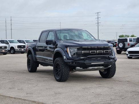 Used 2023 Ford F150 Raptor w/ Raptor Carbon Fiber Package AWD/4WD image 3