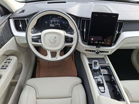 New 2026 Volvo XC60 B5 Ultra w/ Climate Package image 8