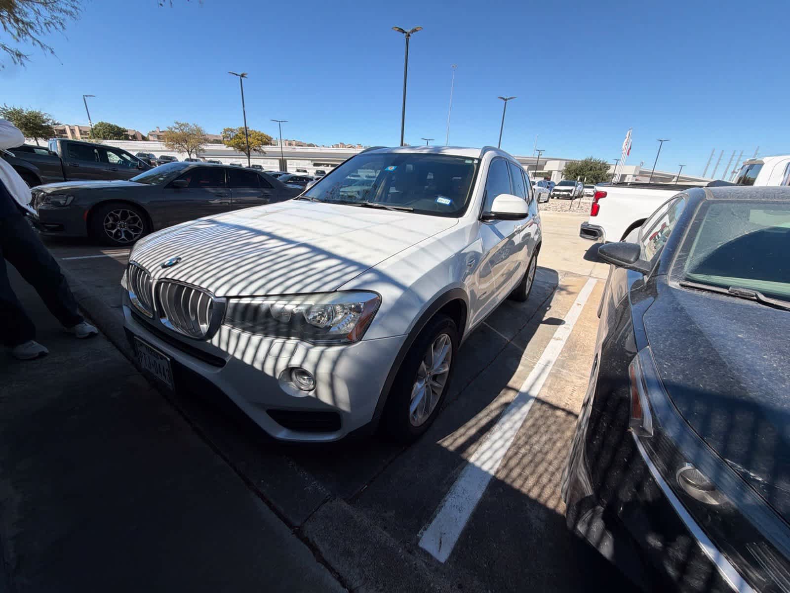 Used 2016 BMW X3 sDrive28i RWD image 9