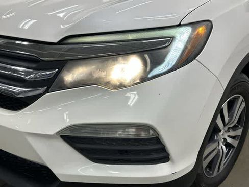 Used 2017 Honda Pilot EX image 31
