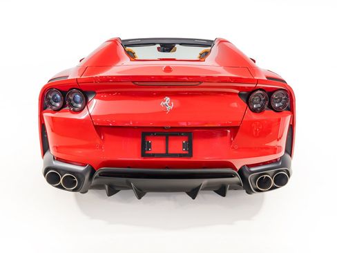 Used 2021 Ferrari 812 GTS RWD image 18