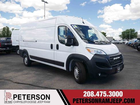 Used 2024 RAM ProMaster 2500 w/ Convenience Group FWD image 1