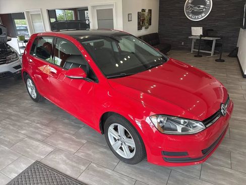 Used 2017 Volkswagen Golf Wolfsburg Edition FWD image 8