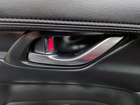 Certified 2023 MAZDA CX-5 Carbon Edition image 17