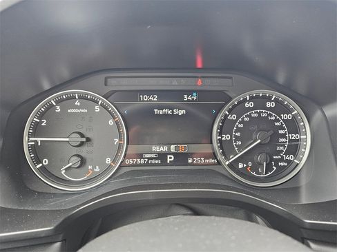 Used 2024 Mitsubishi Outlander SE image 20