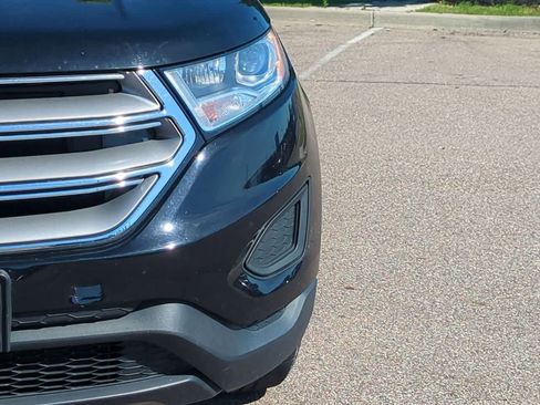 Used 2017 Ford Edge SE AWD/4WD image 10